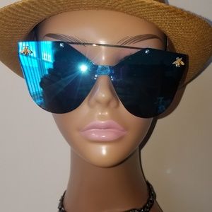 Women's Sunglasses!!